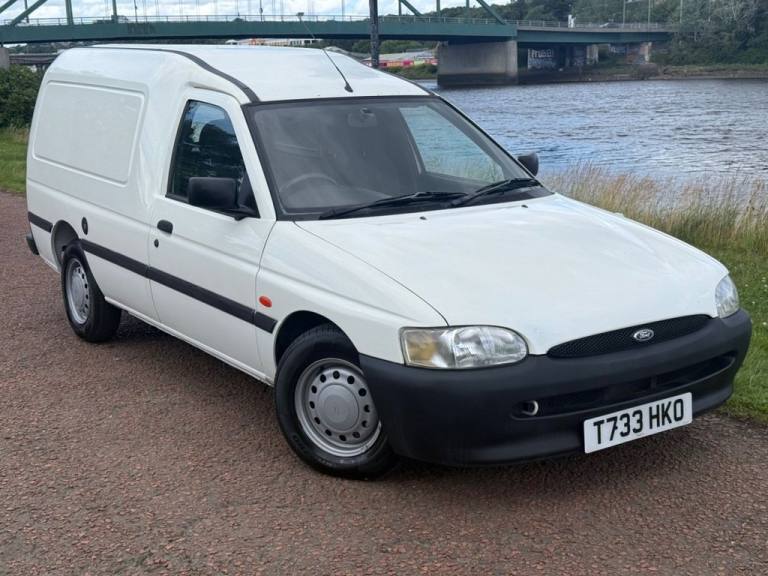 1999 T FORD ESCORT 1.8 TD 55 CAR DERIVED VAN 3DR DIESEL MANUAL (69 BHP) DIESEL