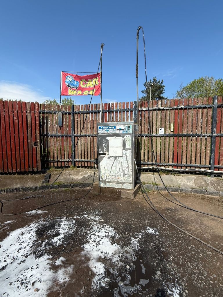 Commercial car wash machine