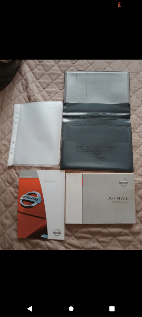 Nissan x trail T30 owners manual and folder 
