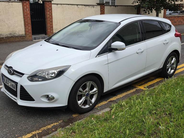 Ford, FOCUS, Hatchback, 2012, Manual, 998 (cc), 5 doors