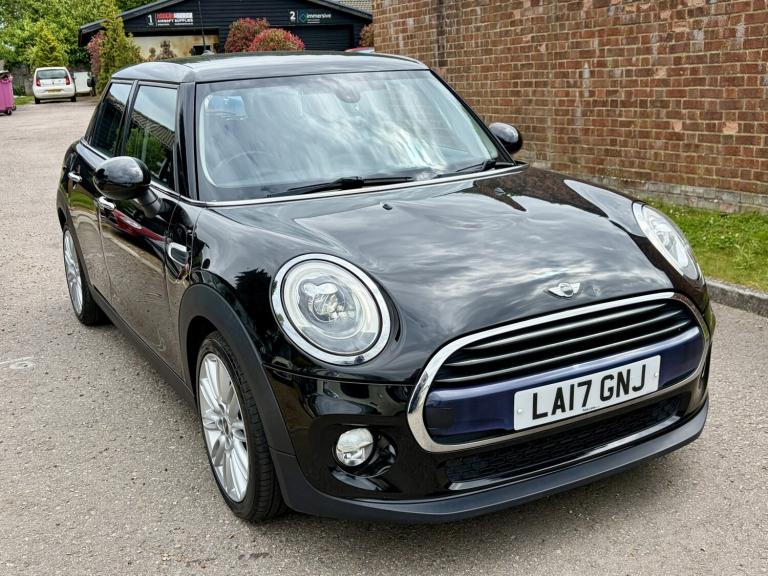 MINI HATCH 1.5 5-Door Hatch Cooper 2017