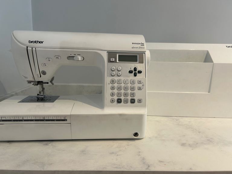 Brother Innov-is 350 Special Edition Sewing Machine – as Good as New Condition