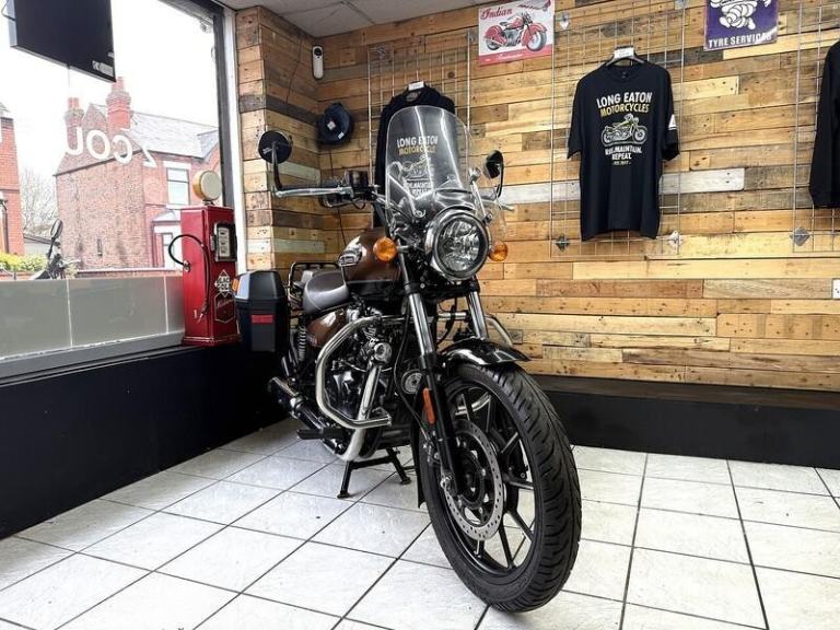 Royal Enfield Meteor 350 350  Roadster/Retro 