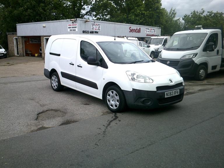 Peugeot Partner 1.6 HDi 5 SEAT CREW VAN,2013,63 REG,WHITE,ONLY 86k,1 OWNER VAN