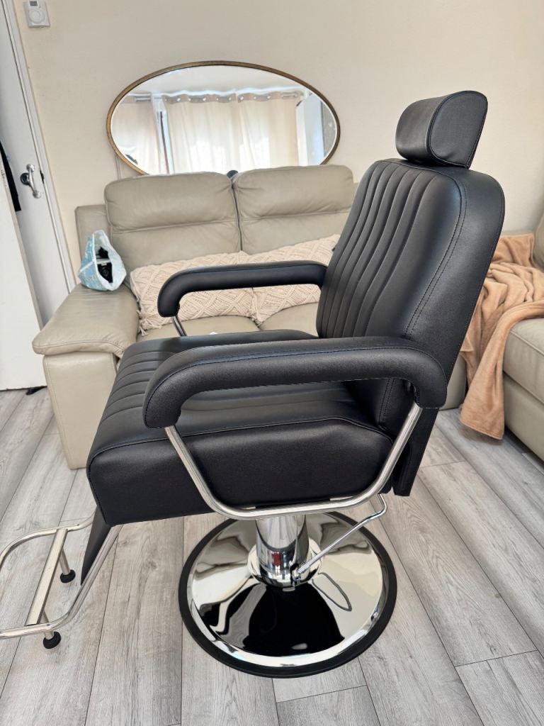 Professional Black Hydraulic Hairdresser/Barber Chair