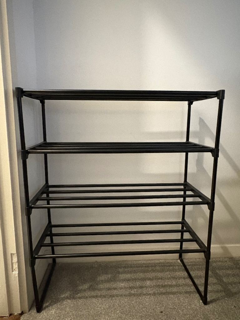 Shoe rack 