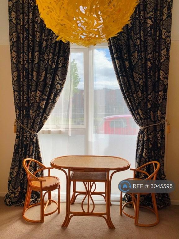 1 bedroom flat in Mason Way, Birmingham, B15 (1 bed) (#3045596)