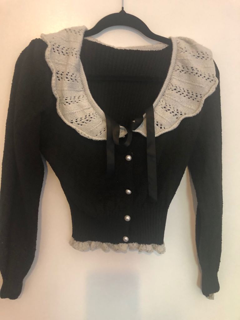 Stylish Black and Beige Peter Pan Collar Cardigan