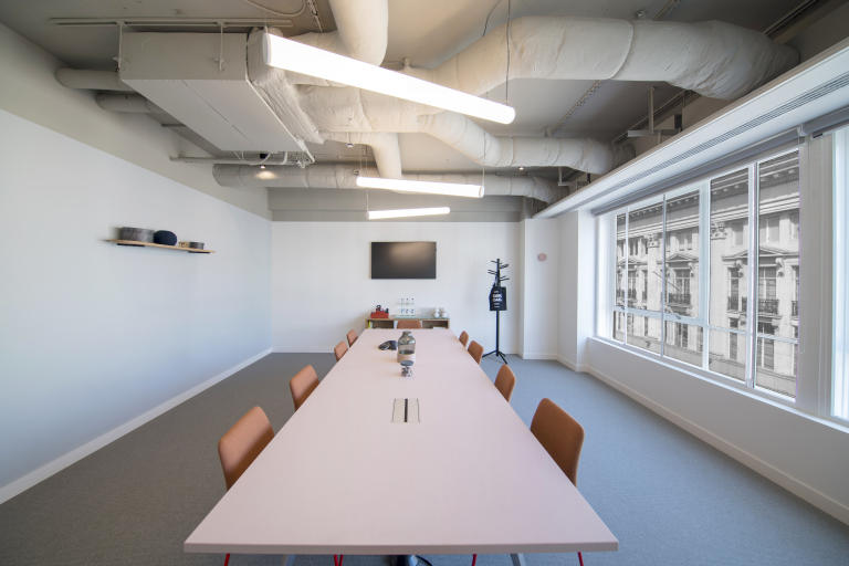 London - W1W 8HF \ Large Flexible Office Ready to Use