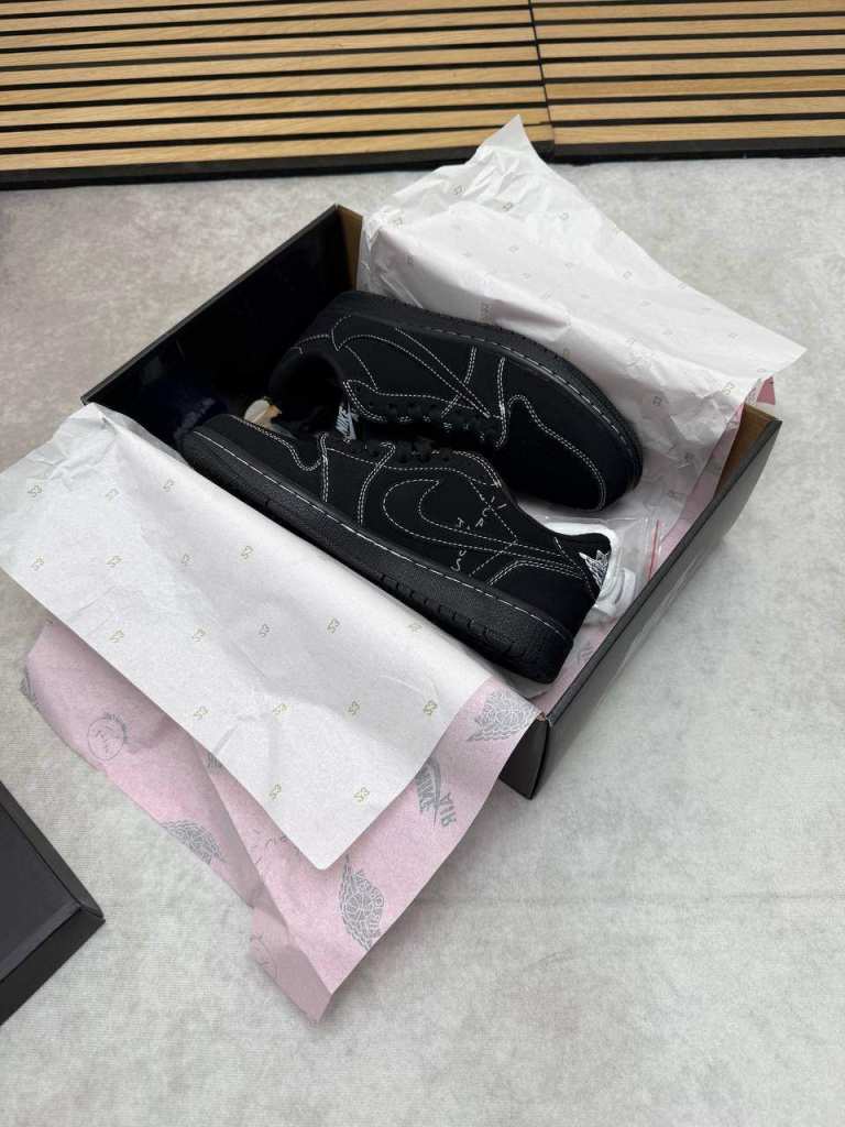 New Nike Air Jordan Low Trainers - Black Suede