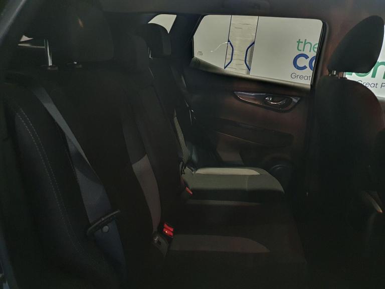 2017 Nissan Qashqai 1.2 DiG-T Acenta 5dr HATCHBACK PETROL Manual