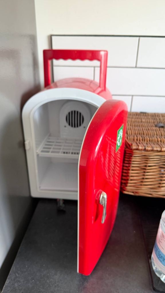 portable mini fridge cooler red retro style