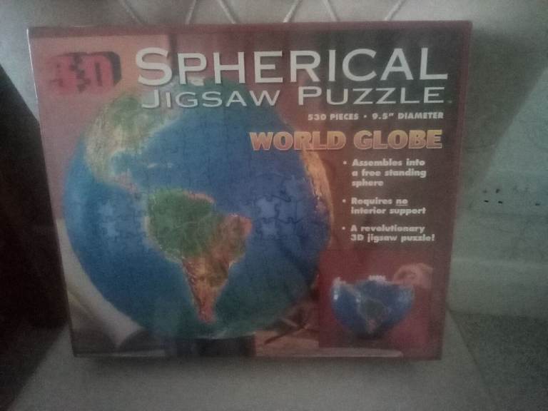 Spherical world jigsaw