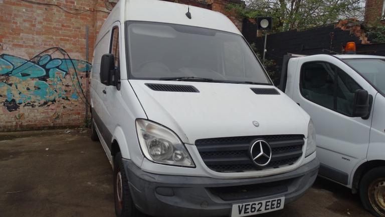 MERCEDES-BENZ SPRINTER 2.1 313 CDi White Manual Diesel 2012