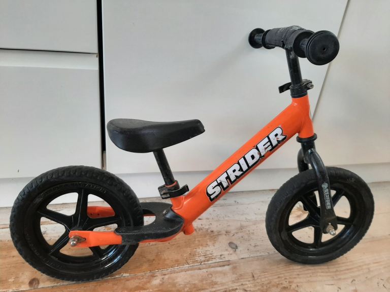 STRIDER balance bike – with footrest 