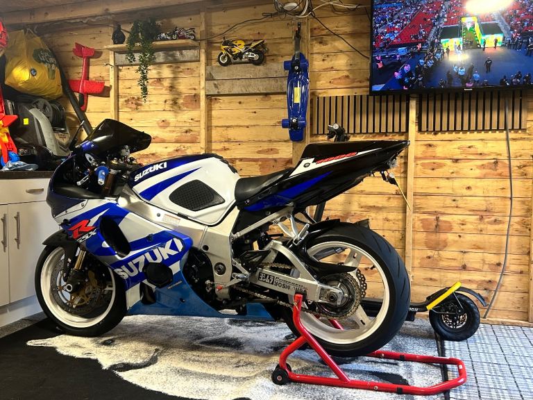 Suzuki, GSX-R, 2001, 988 (cc)