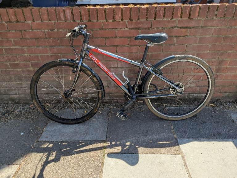 Islabikes Beinn 26 Grey/Red - Age 8+ - including mudguards, lock, and bottle holder accessories