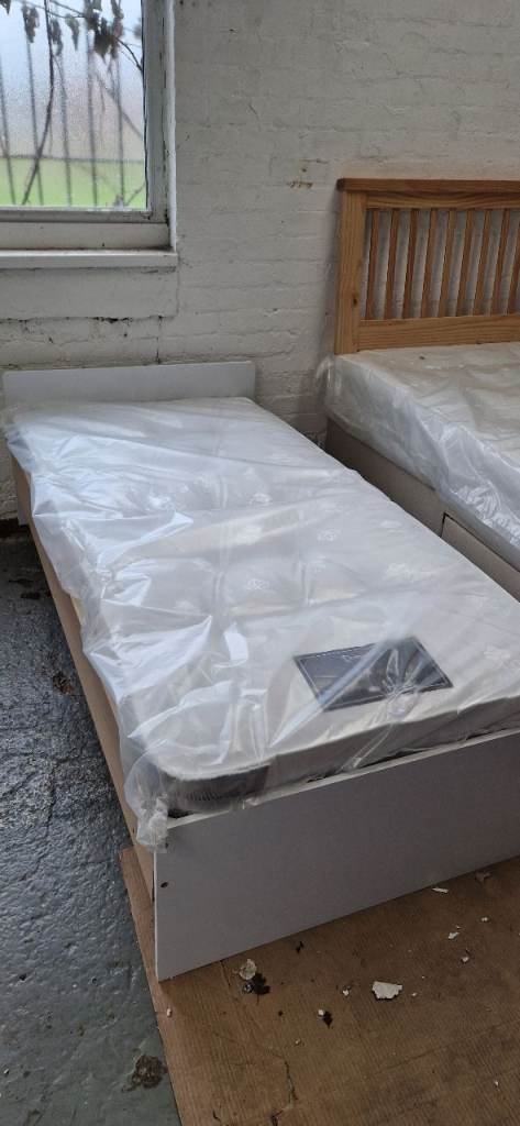  Habitat Norah 3ft single bed frame - White & Oak effect & brand new Mattress- Assembled  