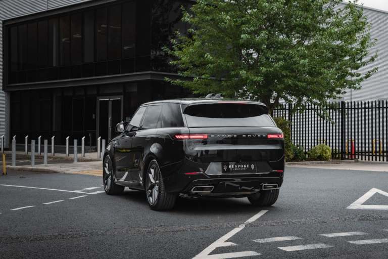 LAND ROVER RANGE ROVER SPORT 3.0 P460e 38.2kWh Dynamic SE 2024