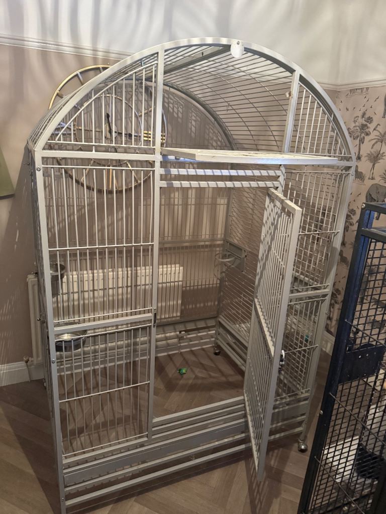 Montana grande castell cage 