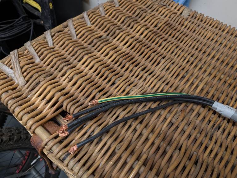 63 Amp plug with 4 mtrs of cable
