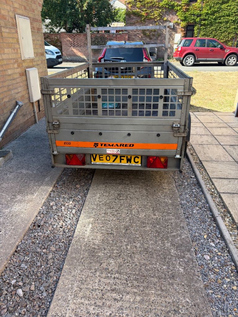 Tamared trailer 7ft -4ft