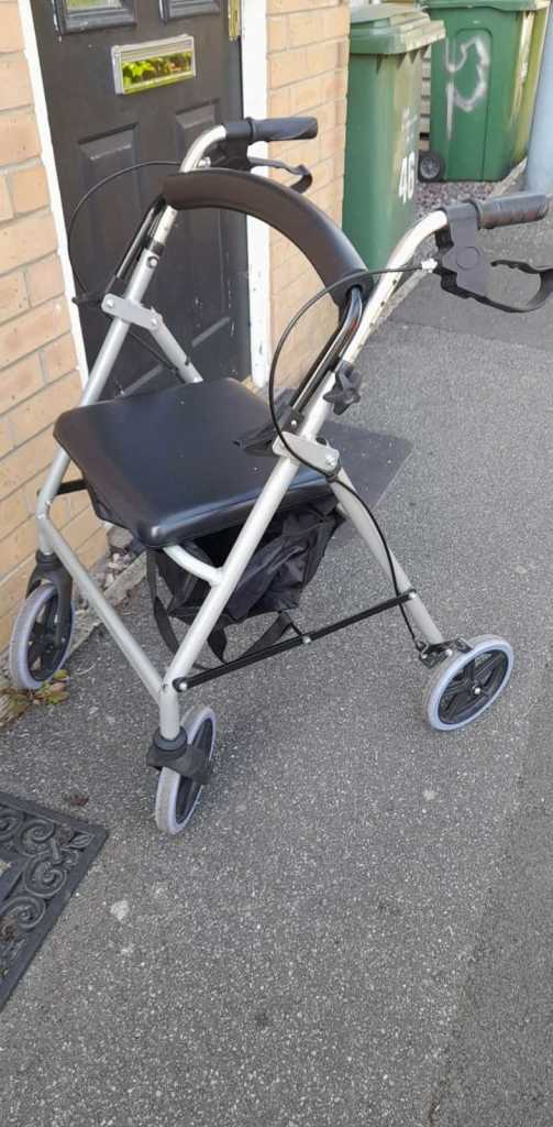 Lightweight Folding Rollator, Four Wheel Zimmer Walking Frame Aid with Seat , delivery all UK