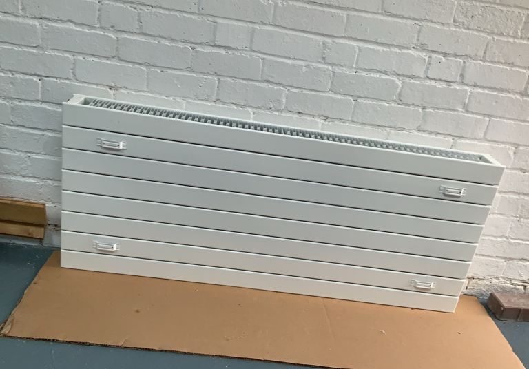 Flat panel double radiator 