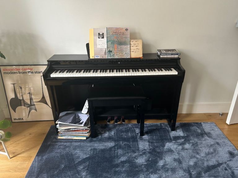 Yamaha CLP 725 PE digital piano