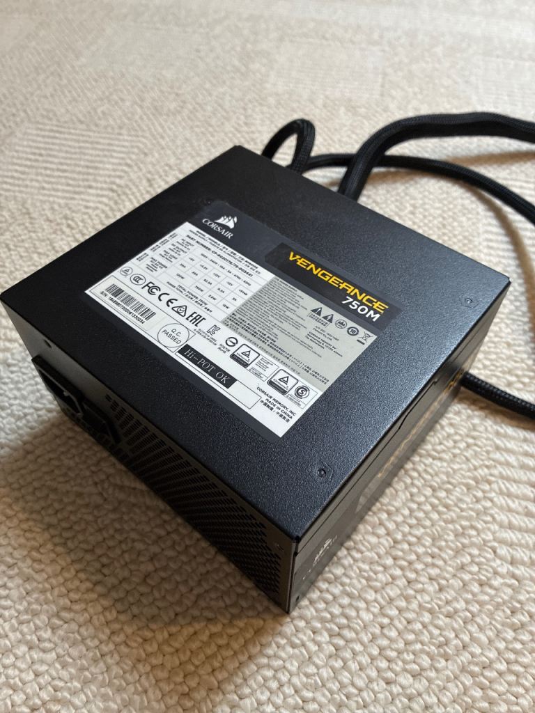 Corsair Vengeance 750M 750W Semi-Modular PSU - Excellent Condition