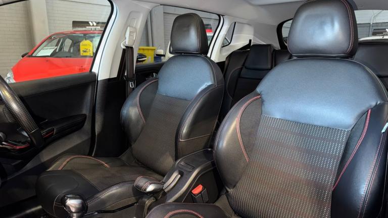 PEUGEOT 2008 1.2 PureTech GT Line White 5dr PANROOF+SATNAV+CRUISE+DAB 2017