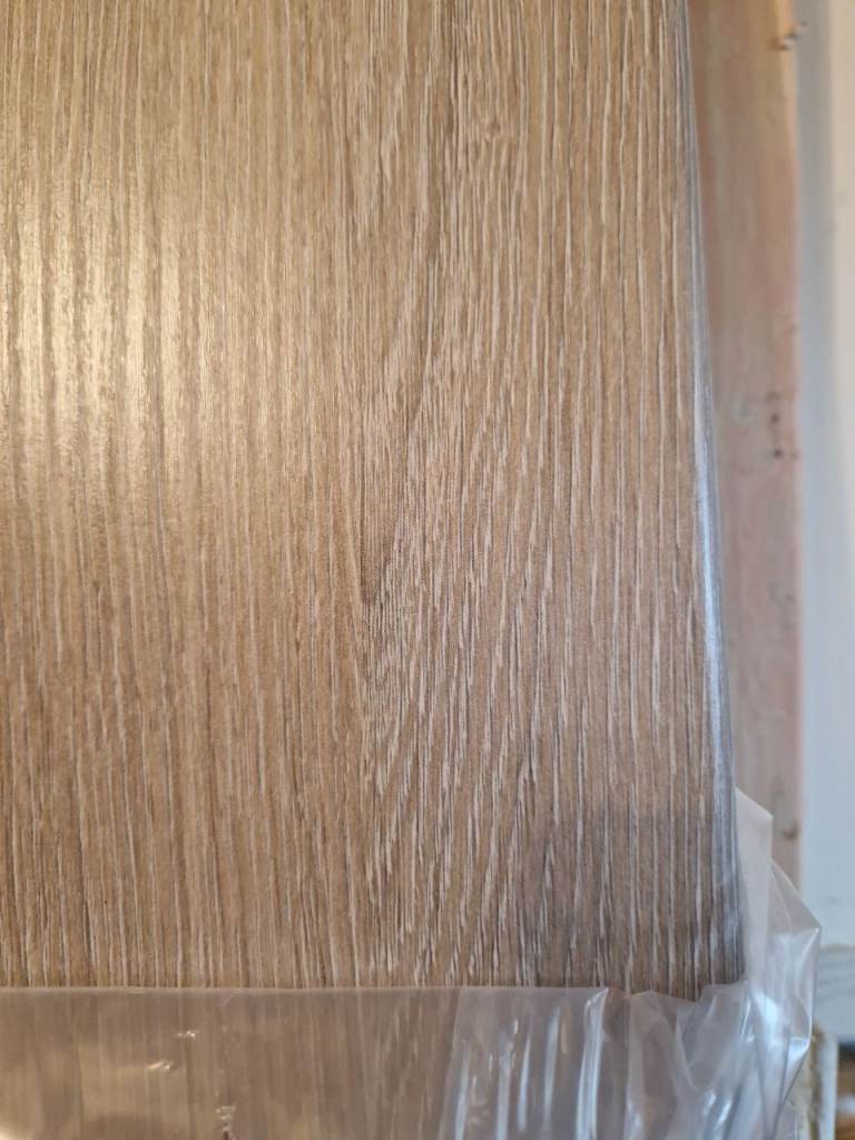 8 foot wood effect grain worktop. Grey oak effect