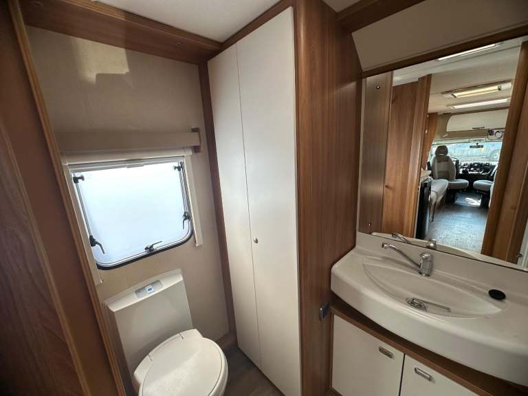 Swift Esprit 442 2 berth end washroom  DIESEL MANUAL 2015/65