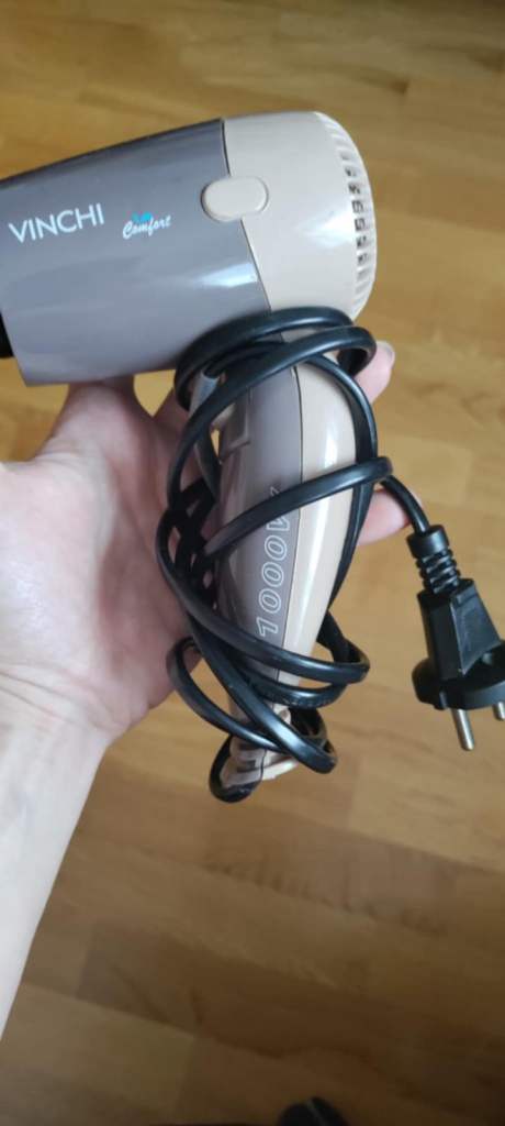 Portable lightweight 1000w hair dryer