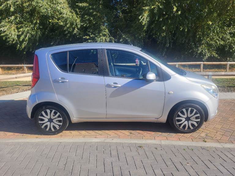 2014 Vauxhall agila 1.0s. LOW MILEAGE. 