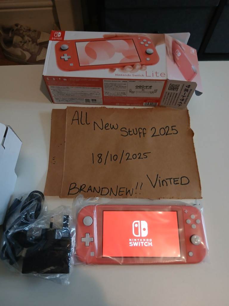 Nintendo switch lite brand new rrp 200