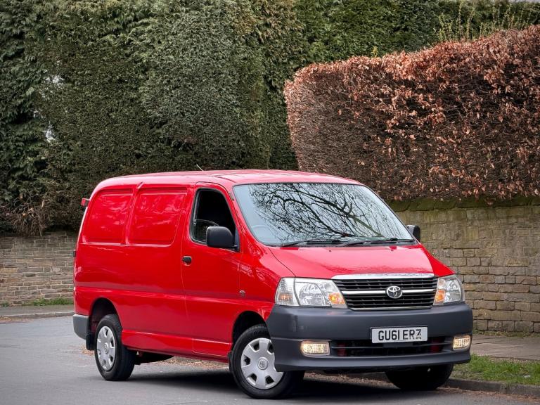 TOYOTA HIACE 2.5 D4D 280 SWB [AIRCON] BARNDOORS + TBELT CLUTCH JUST DONE + CLEAN