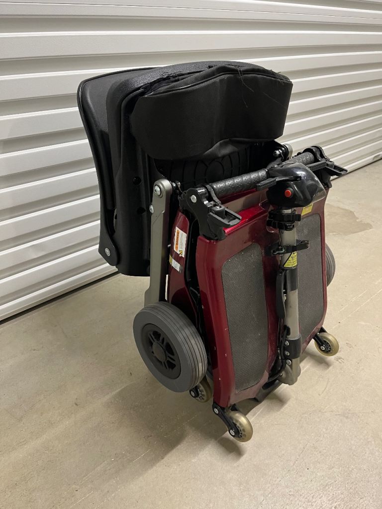 Luggie Folding Mobility Scooter - Red, Good Condition