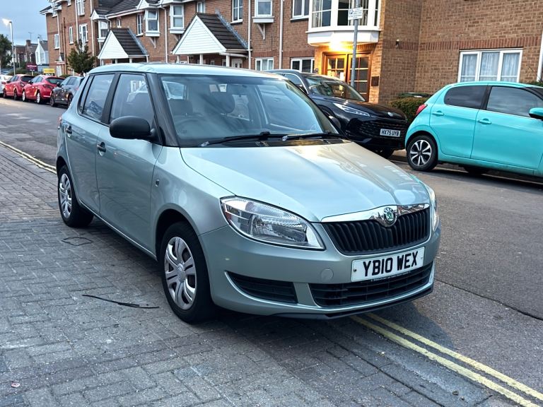 Skoda, FABIA, Hatchback, 2010, Manual, 1198 (cc), 5 doors