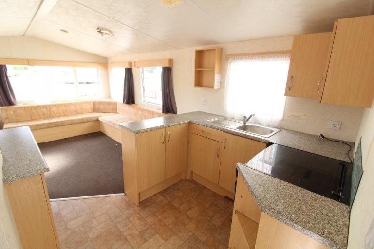 Static Caravan Mobile Home Delta Santana 32x12ft 2 Beds SC8569