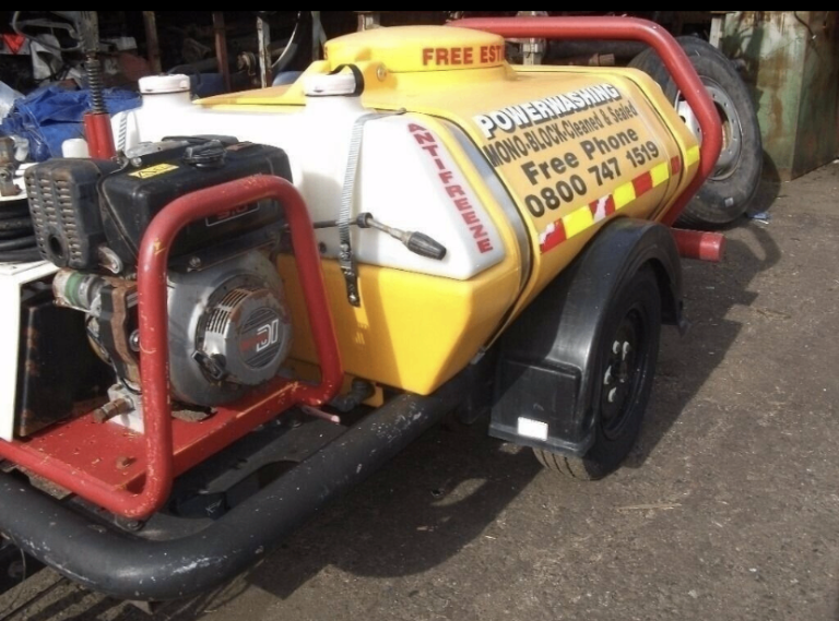 professional deep clean power wash pressure washing services driveways patios paving decking jet ing