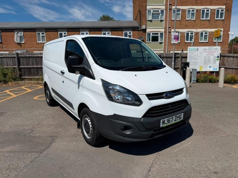 2017 Ford Transit Custom 2.0 TDCi 130ps Low Roof Van PANEL VAN Diesel Manual