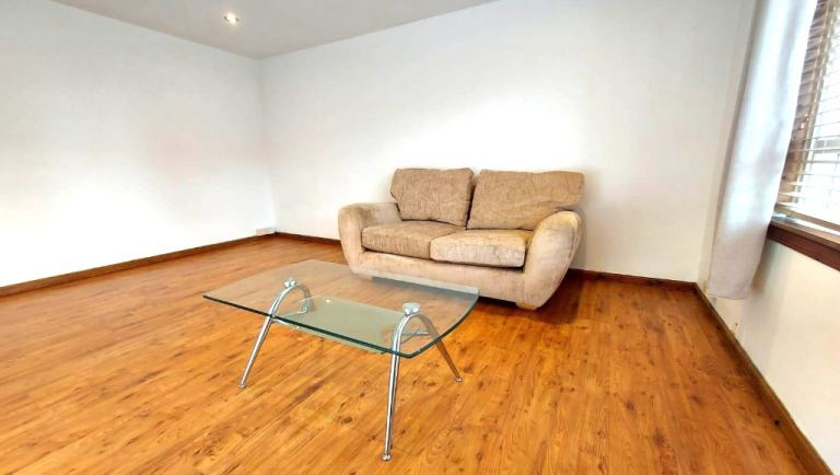 2 bedroom flat in Provost Fraser Drive , Northfield, Aberdeen, AB16 5LD
