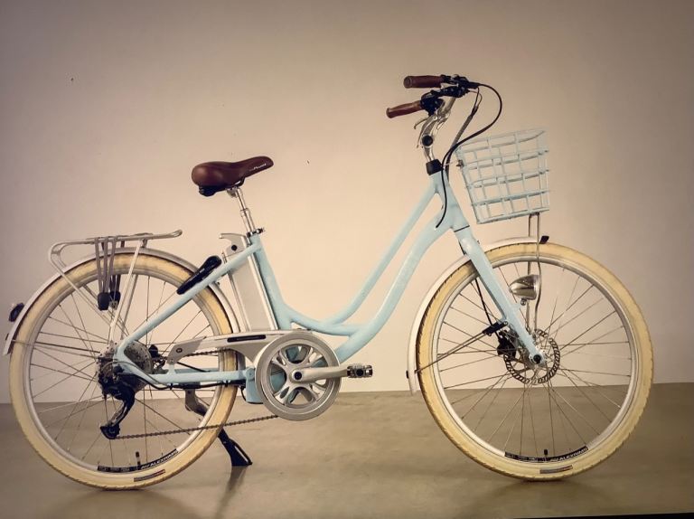 Volt Kensington Electric Bicycle - Pale Blue - Only 118 Miles on clock