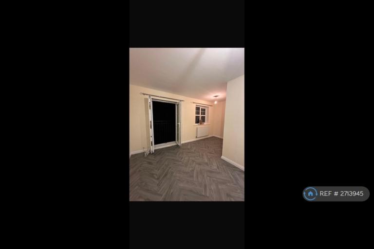 4 bedroom house in Park Close, Preston, PR2 (4 bed) (#2713945)