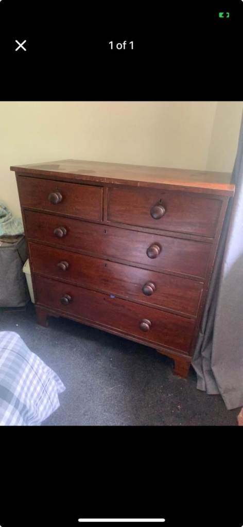 Victorian/ Edwardian mahogany chester draws 