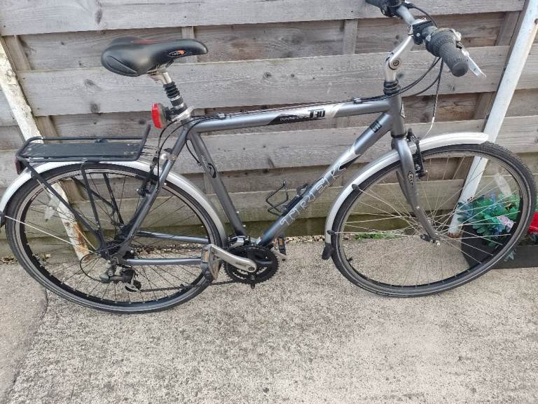 Trek Navigator T30 Lightweight Aluminum hybrid