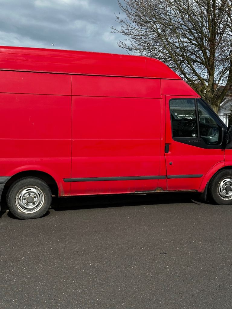 FORD TRANSIT FOR SALE MOT’d AUG 26 92K miles genuine reason for sale