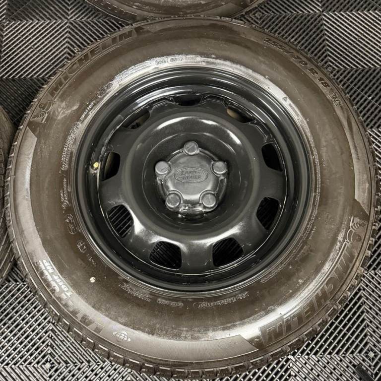 18'' GENUINE LAND ROVER DEFENDER BLACK 5093 STEEL WHEELS MICHELIN TYRES