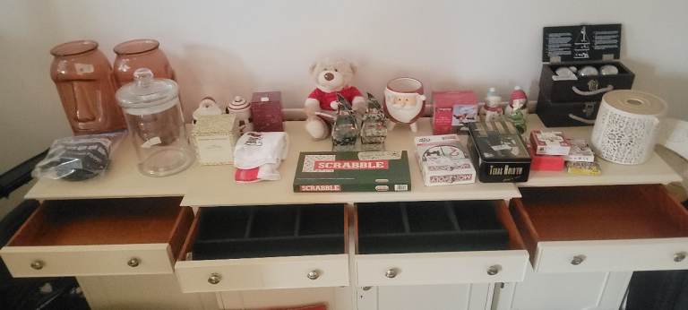 Maple sideboard 2 felt lined drawers original key